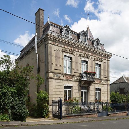 Le Petit Chateau Saint-Michel  Екстериор снимка